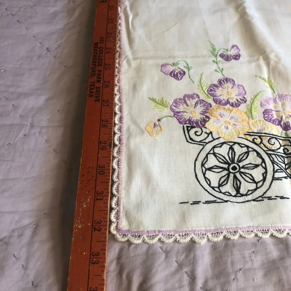 N/A vintage embroidered